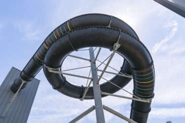 nantes piscine toboggan